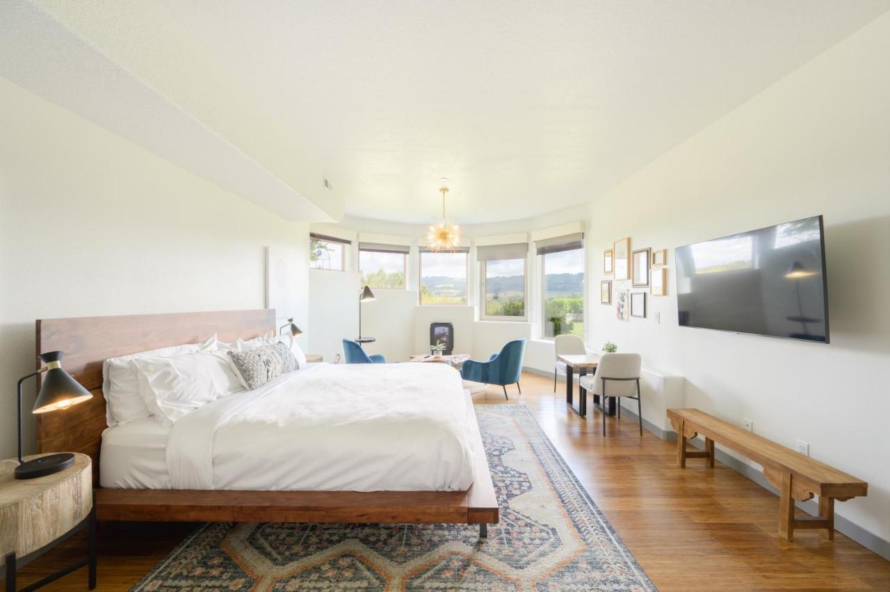 The Setting Inn Willamette Valley Newberg Bagian luar foto