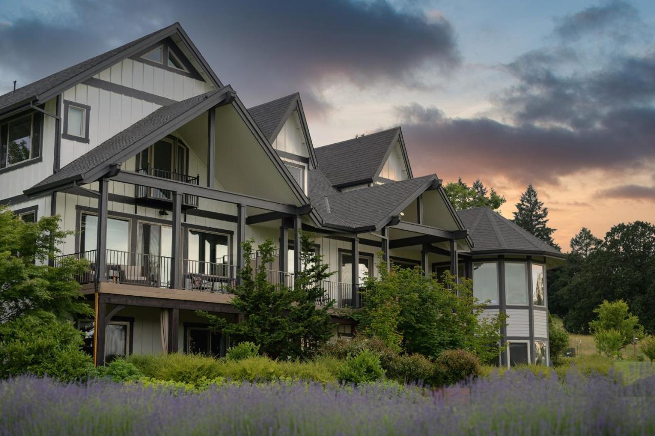 The Setting Inn Willamette Valley Newberg Bagian luar foto