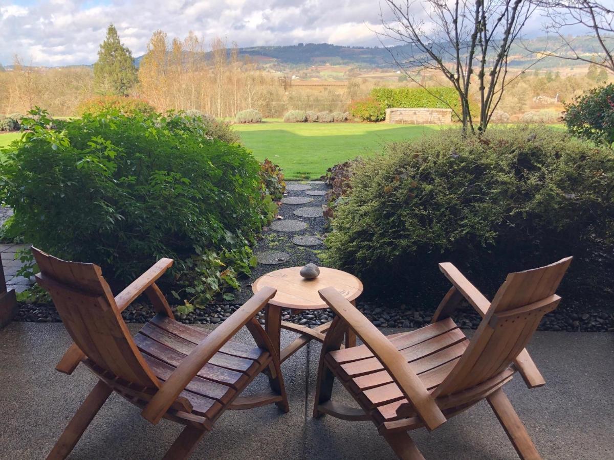 The Setting Inn Willamette Valley Newberg Bagian luar foto