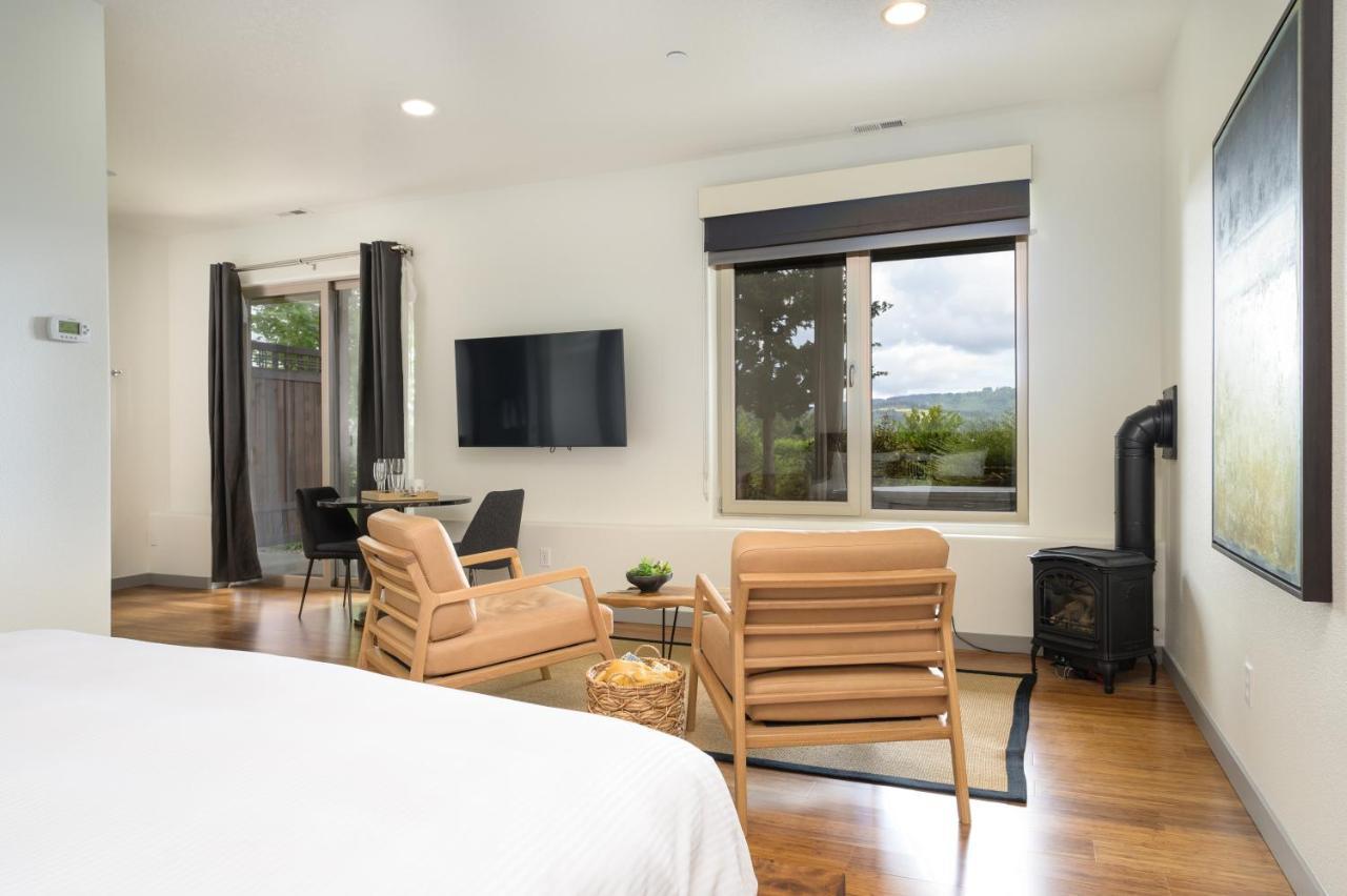The Setting Inn Willamette Valley Newberg Bagian luar foto