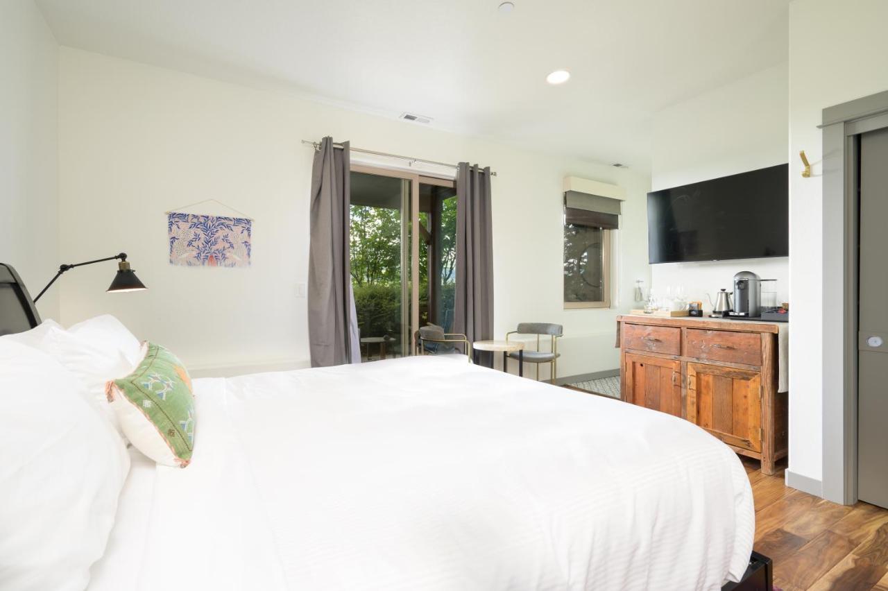 The Setting Inn Willamette Valley Newberg Bagian luar foto